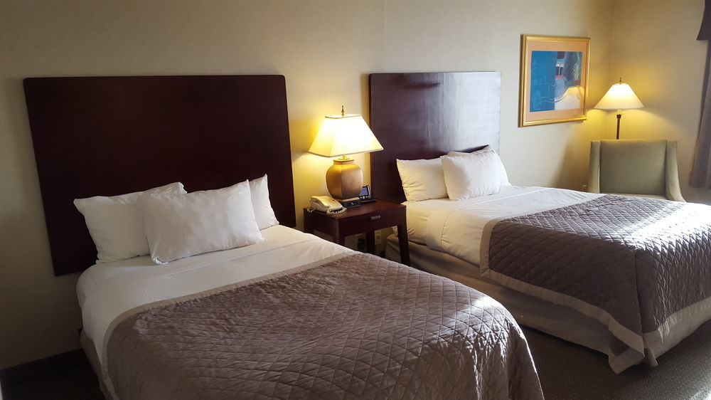 Ramada Plaza By Wyndham Atlanta Airport Hotel College Park Exterior photo