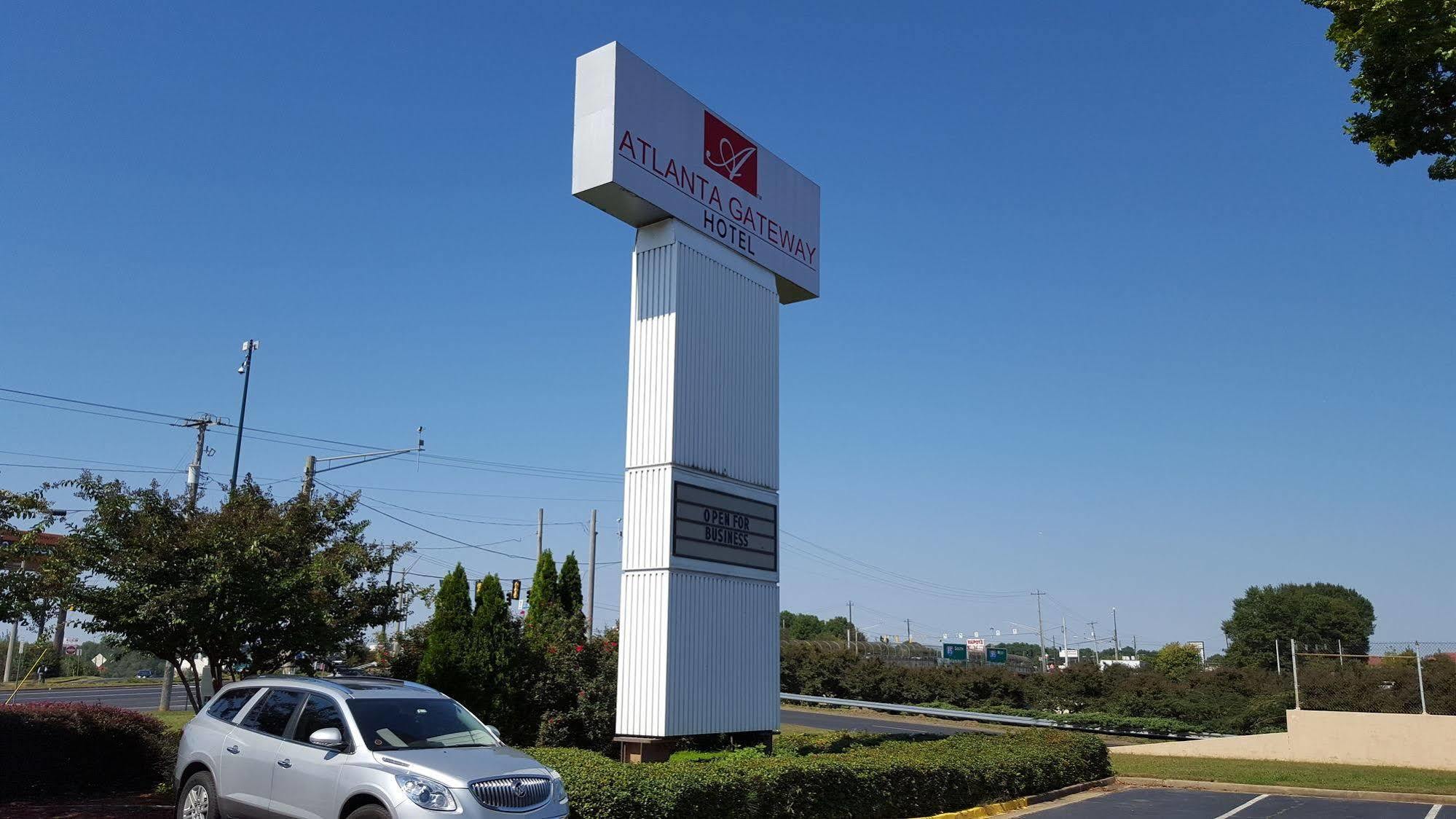 Ramada Plaza By Wyndham Atlanta Airport Hotel College Park Exterior photo